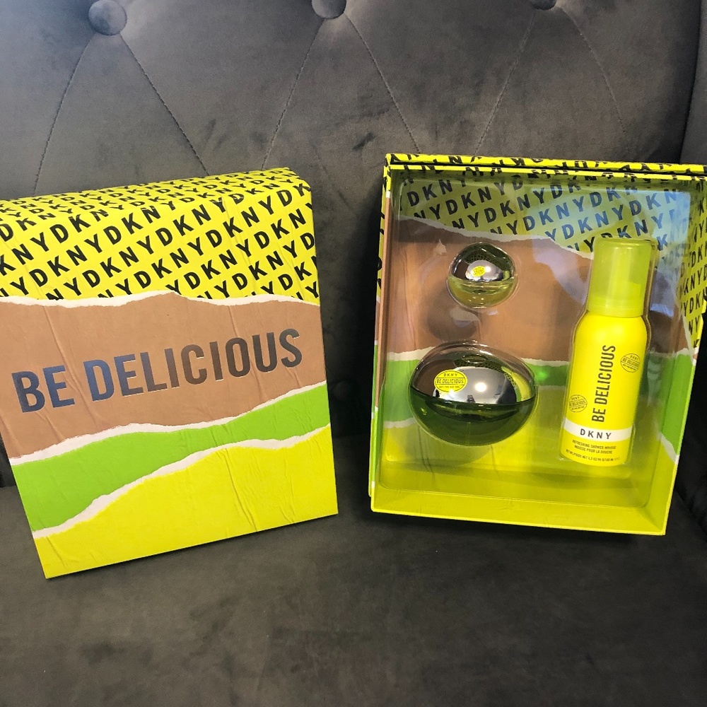 NWT - Be Delicious